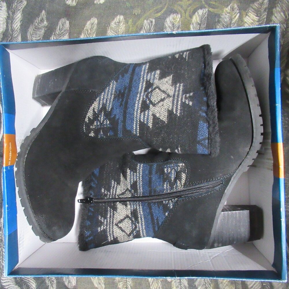 BareTraps Zeldie Aztec Print Fur Lined Boho Festival Winter Boot - Picture 14 of 15